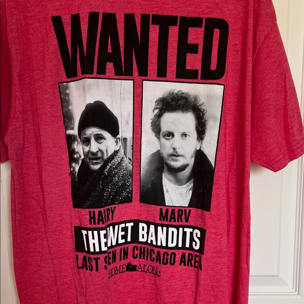 Red Home Alone Graphic T-Shirt Christmas